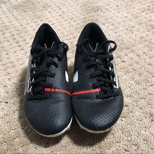Under Armour speedform kids soccer cleats